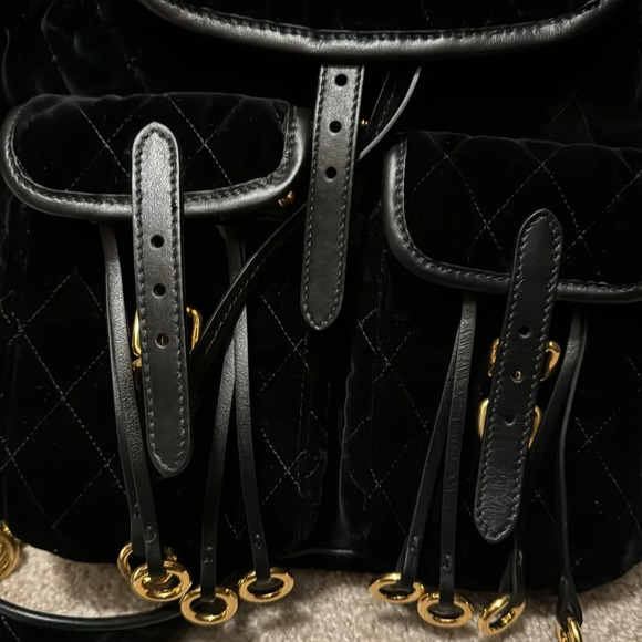 Velvet Prada Backpack never used - Picture 3 of 5